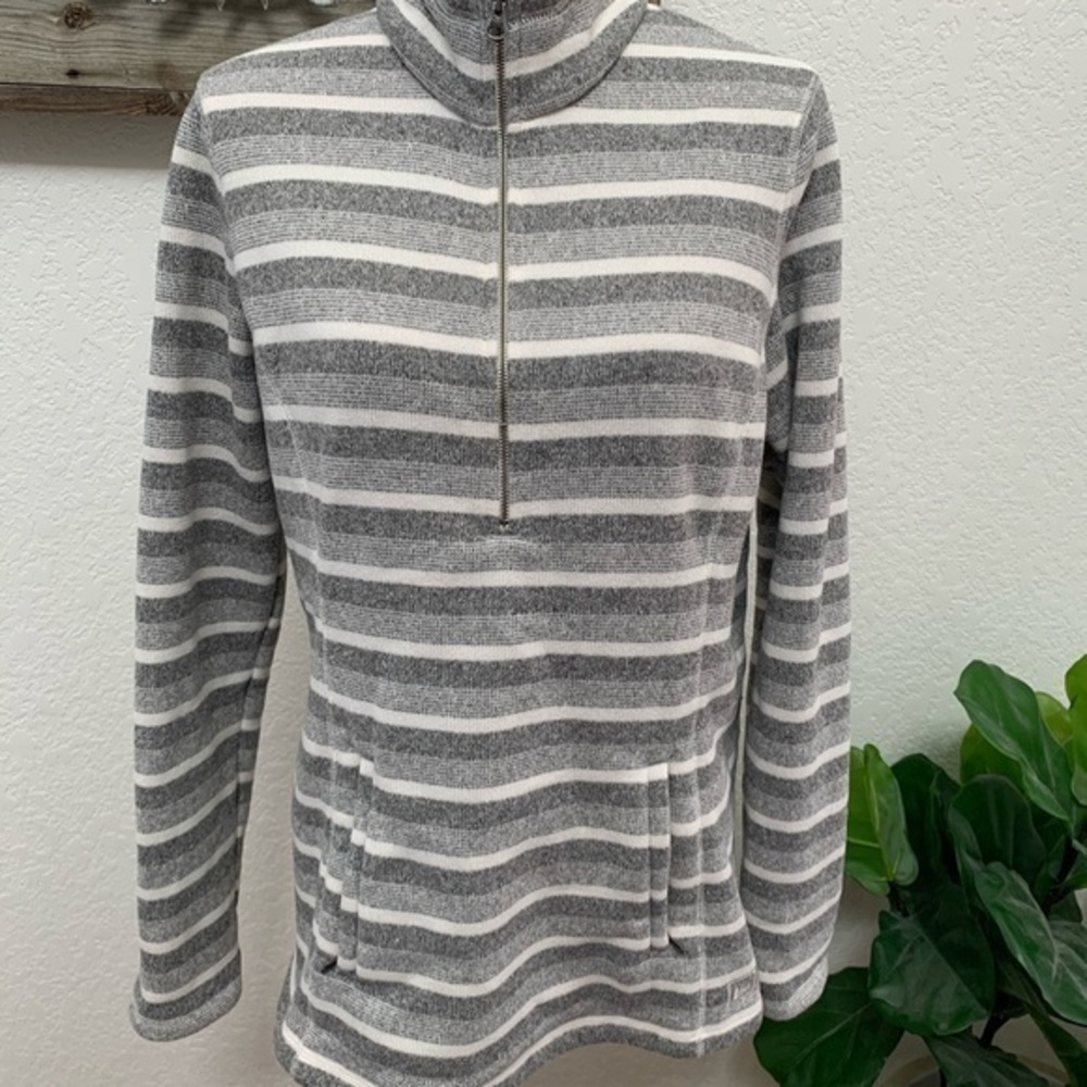 REI gray sweater like pullover fleece lined top L